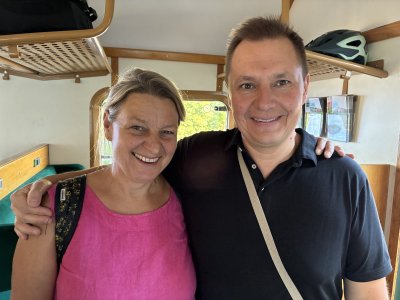 20250920_093431369_iOS